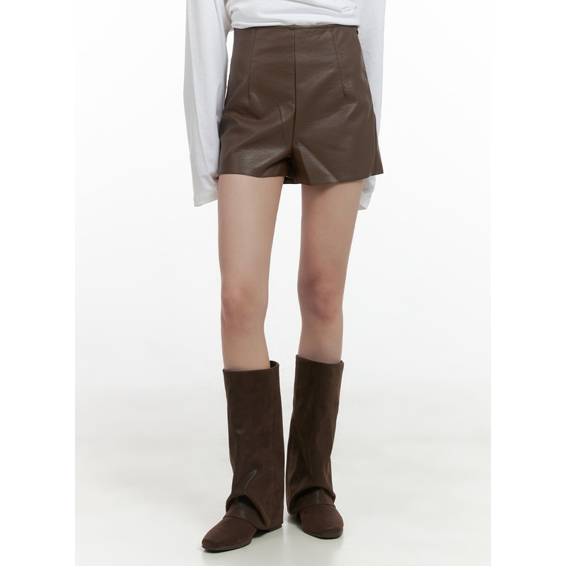 Edgy Faux Leather Mini Shorts CS412