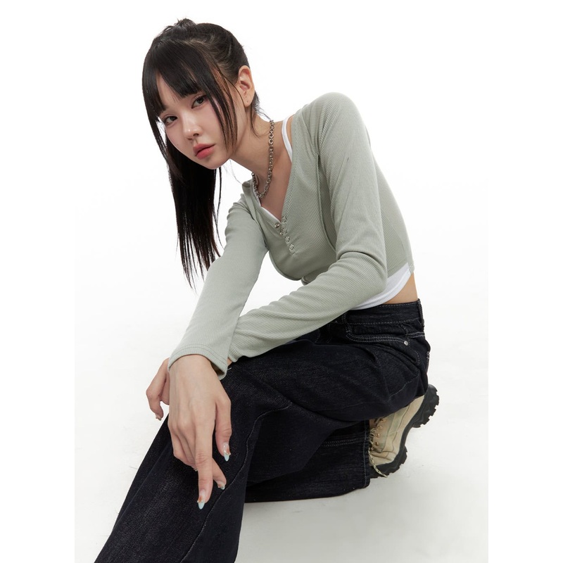Ribbed Button V-Neck Crop Top OS410