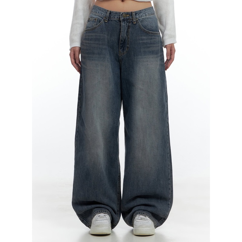 Lana Oversized Wide-Leg Jeans CS425
