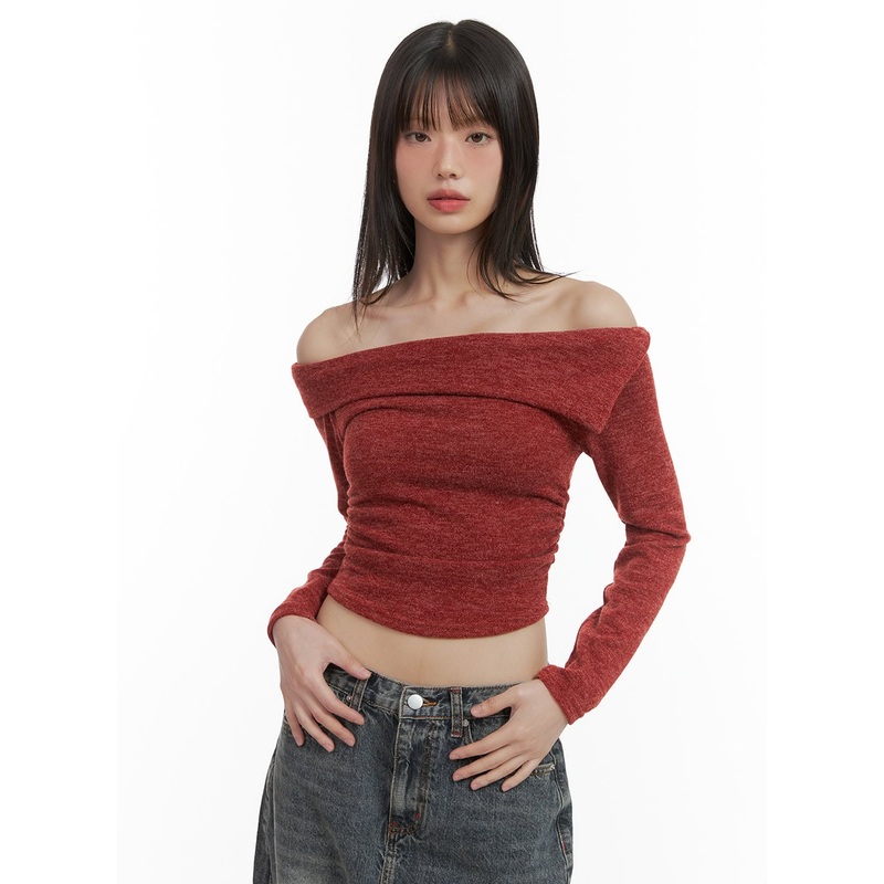Off-Shoulder Cropped Knit Top CO410