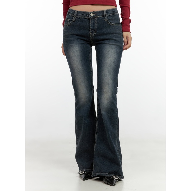 Ingrid Low-Rise Washed Flared Denim Jeans CN404