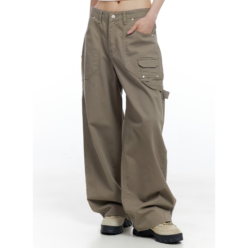 Mini Pocket Detail Wide-Fit Pants CO426