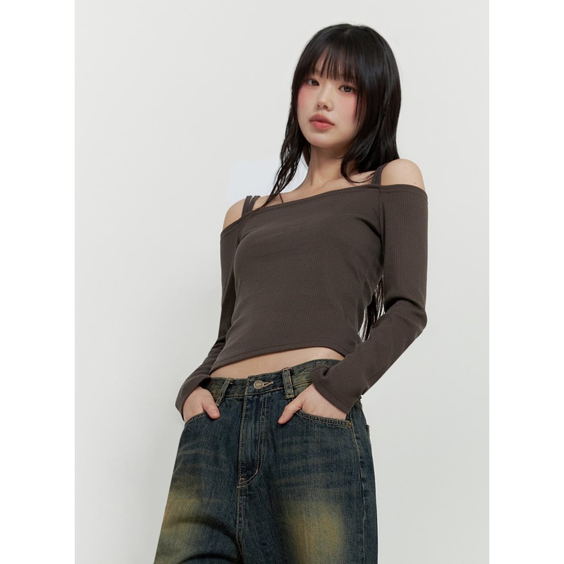 Strap Off-Shoulder Crop Top IO430