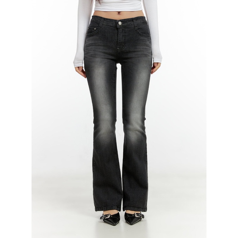 Simone Slightly Flared Slim Jeans CN406