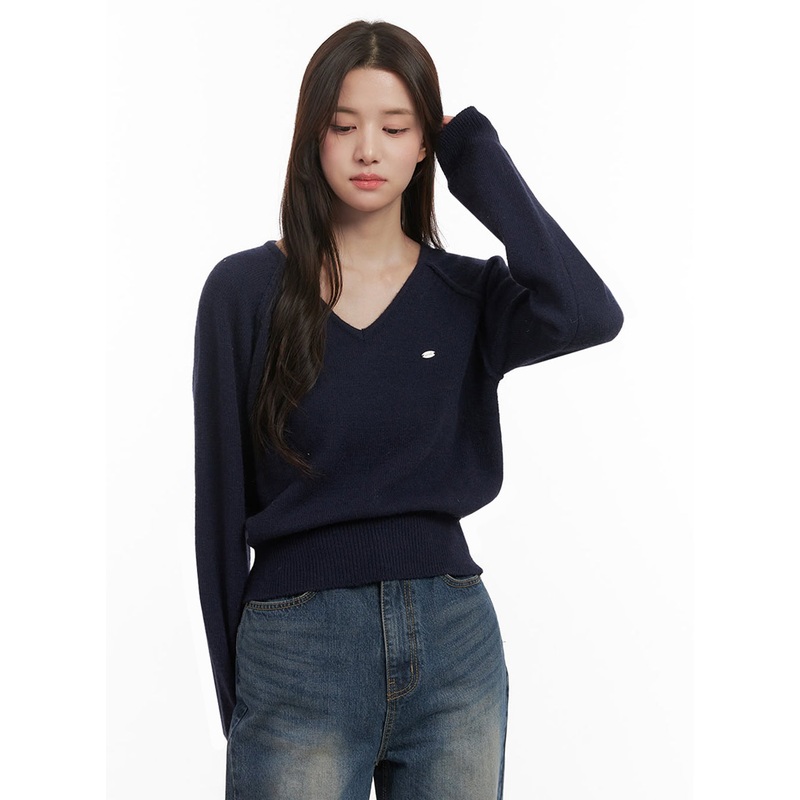Comfort V-Neck Crop Sweater IJ510