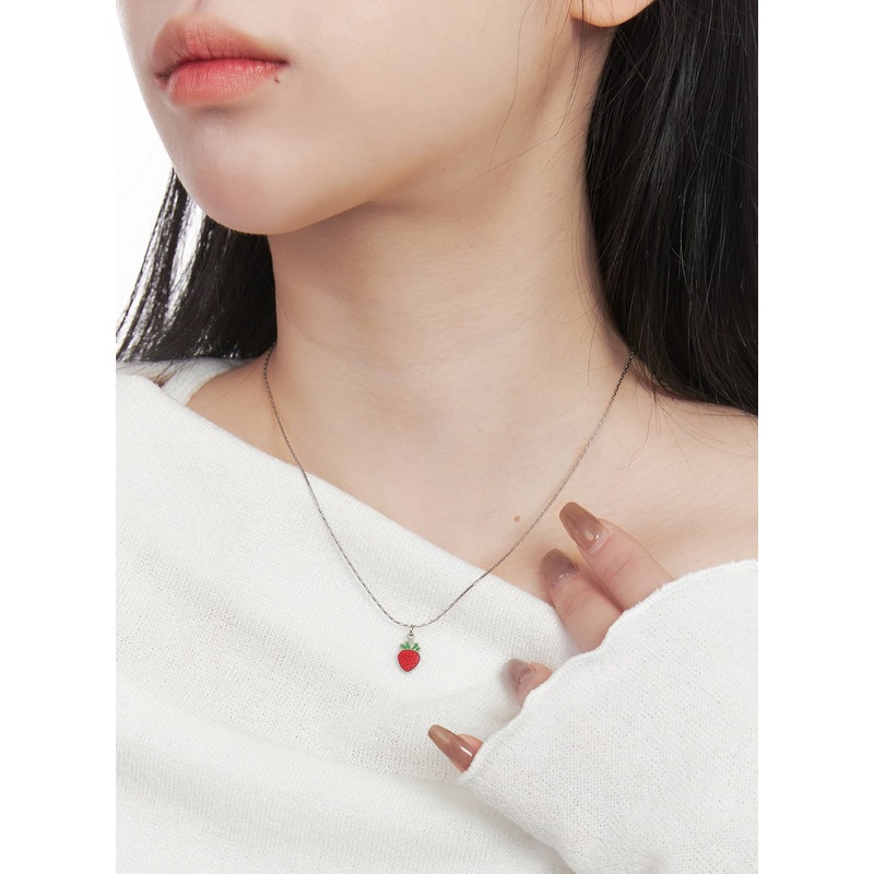 Emma Strawberry Necklace CJ517