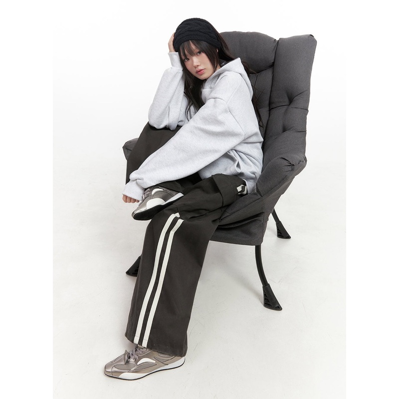 Oversized Solid Hooded Sweatshirt IN427