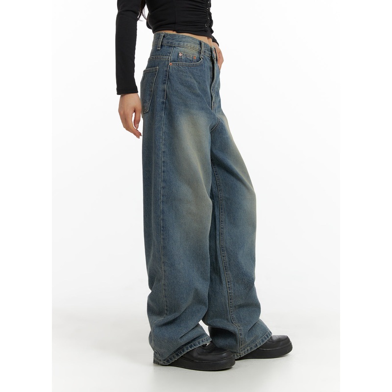 Solid Mid Waist Pocket Straight Leg Jeans IJ411