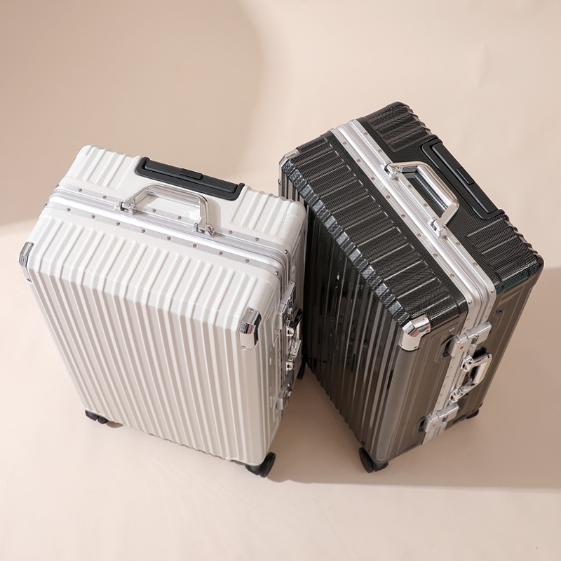 High Quality New Style Aluminium Travel Luggage Set – Luggage Set and Travel Bag price