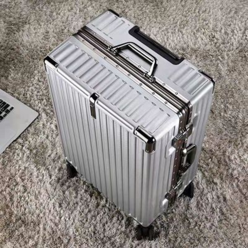 Multi-Functional Customizable Aluminum Frame Mute Carousel with Hook Suitcase – Luxury Luggage and Hard Luggage ODM price